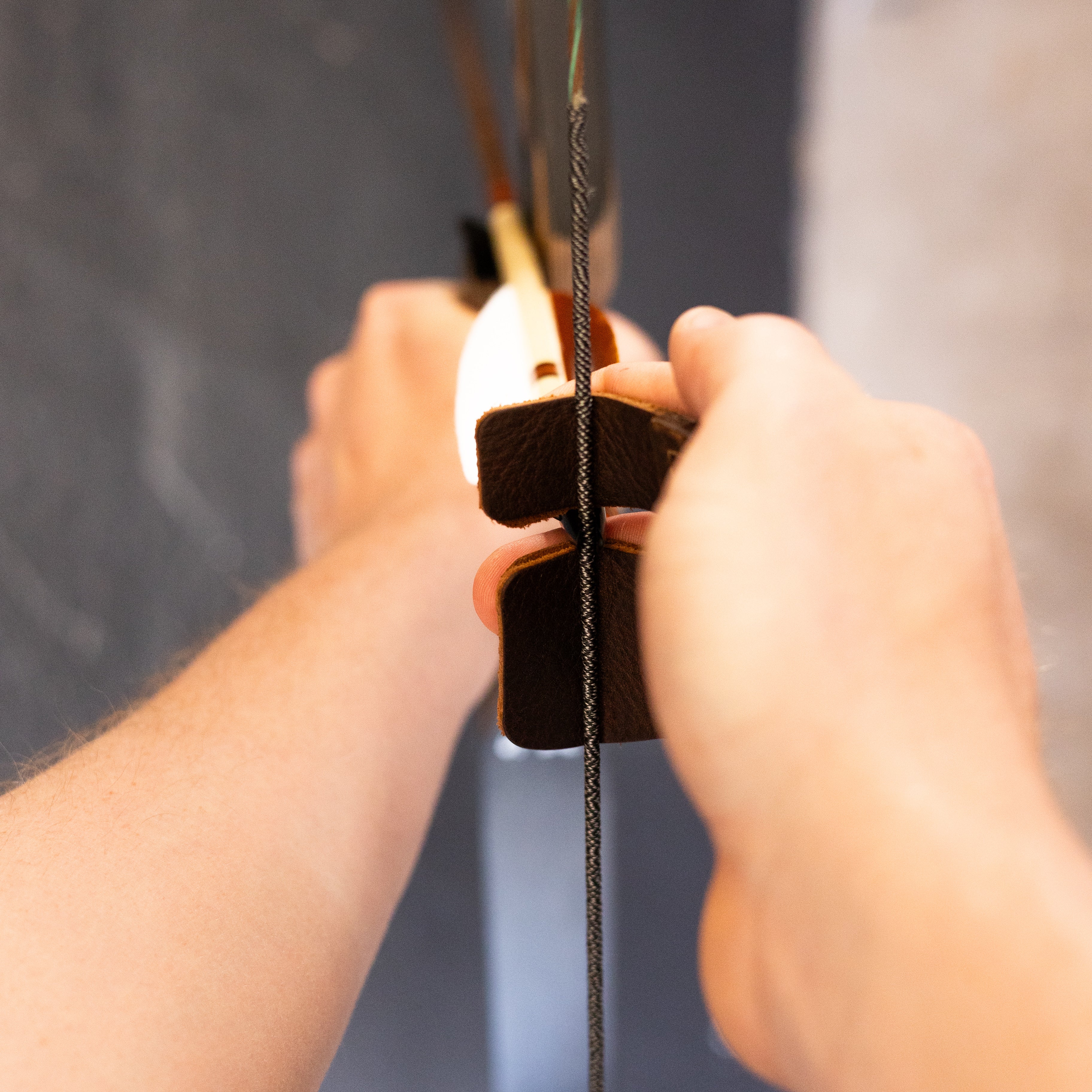 Split Finger Tab (Chrome Tan)